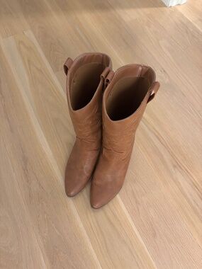 Dream Paris cowboy boots